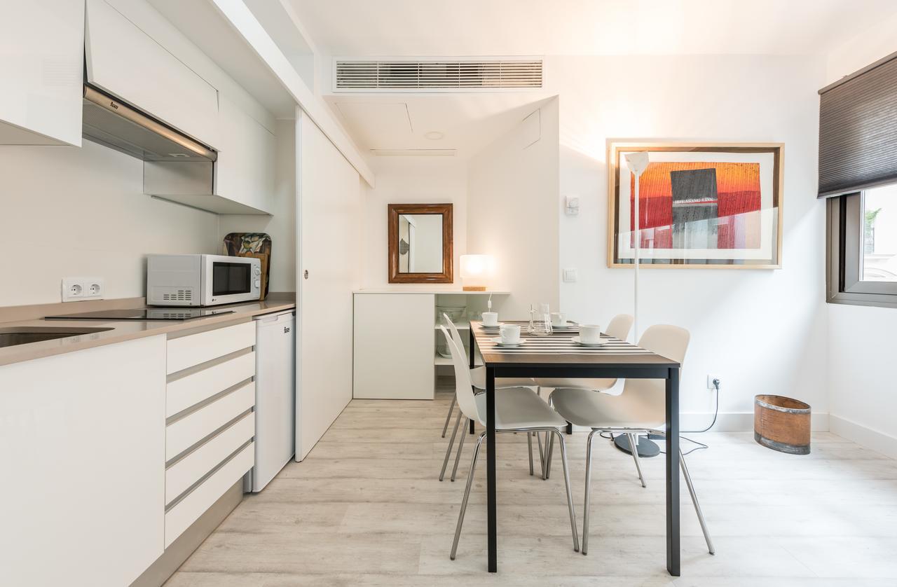 Recoletos Apartment Madrid Exterior photo