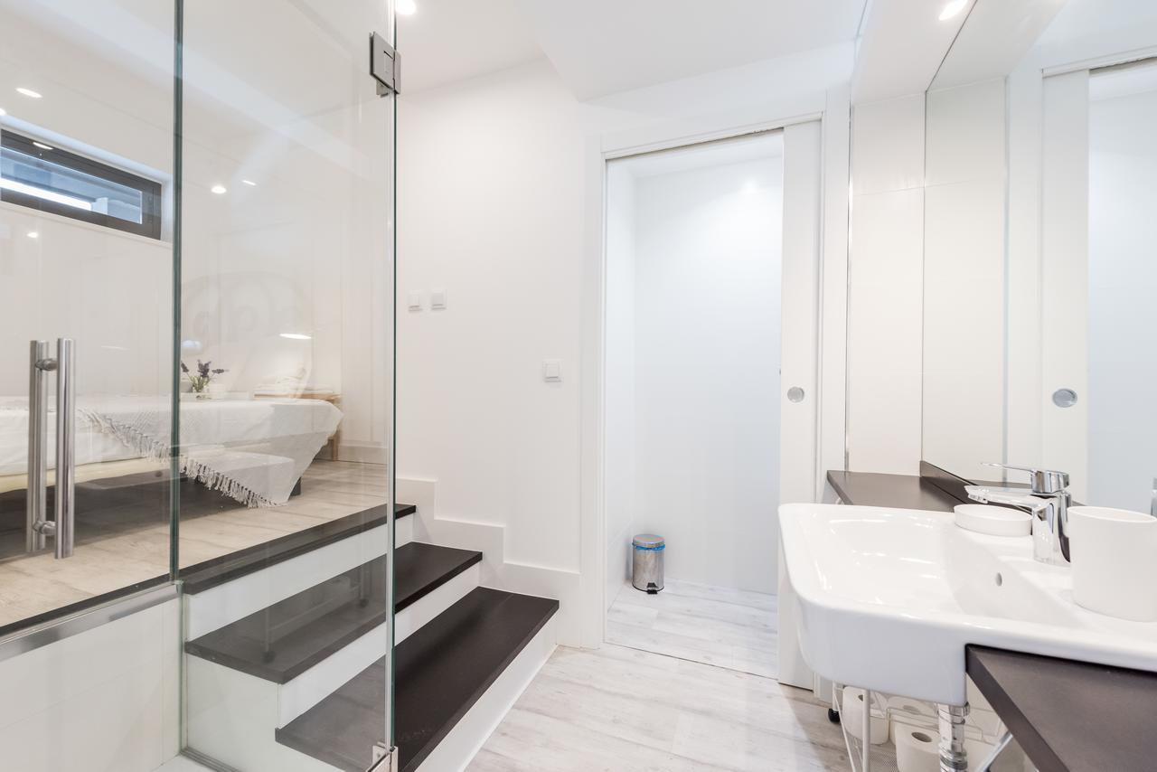 Recoletos Apartment Madrid Exterior photo